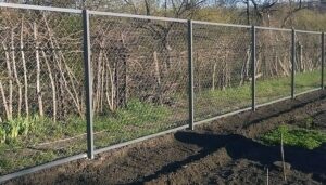 Забор из сетки рабица с установкой в Находке и пригороде